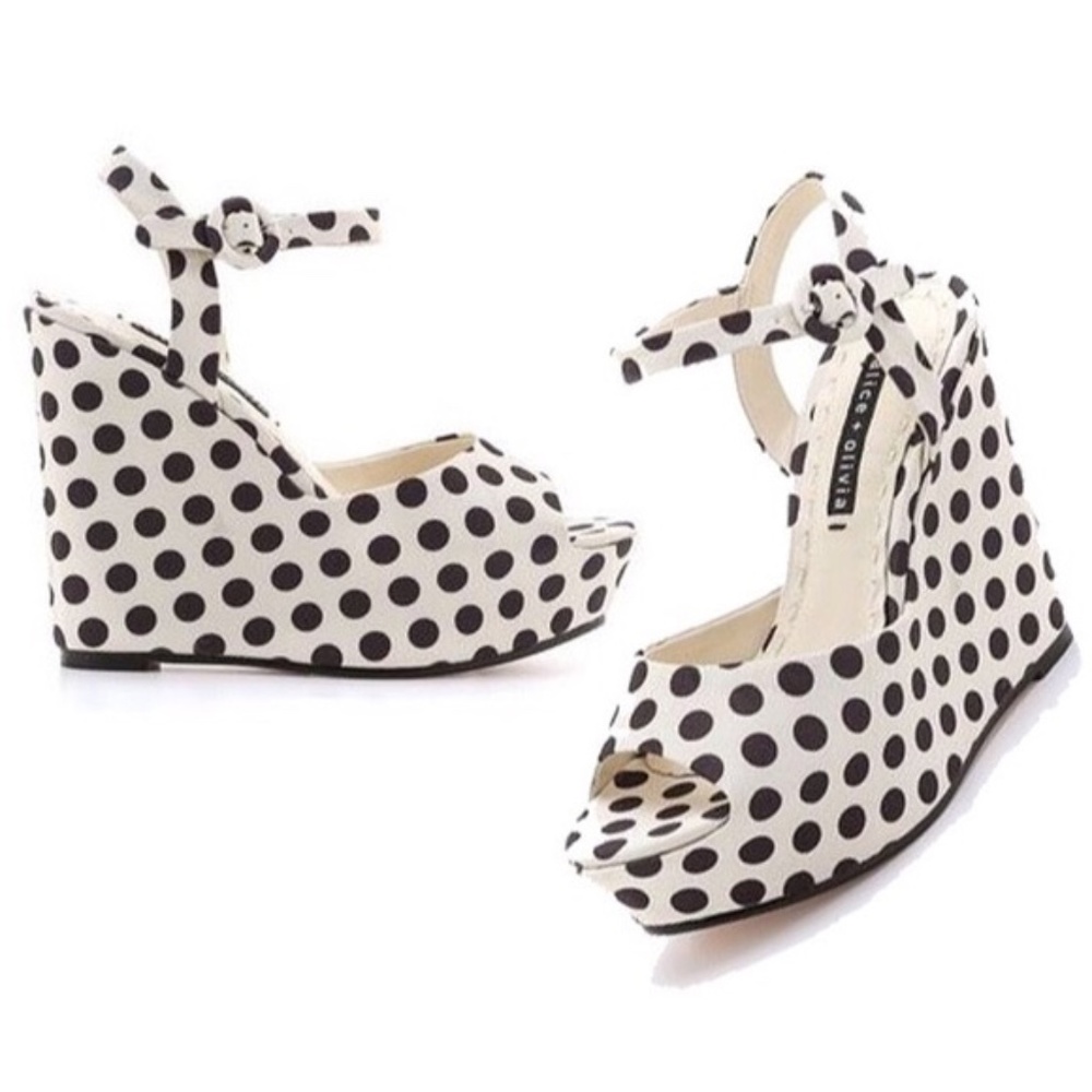Alice and Olivia Jenna Polka Dot Wedges 36.5